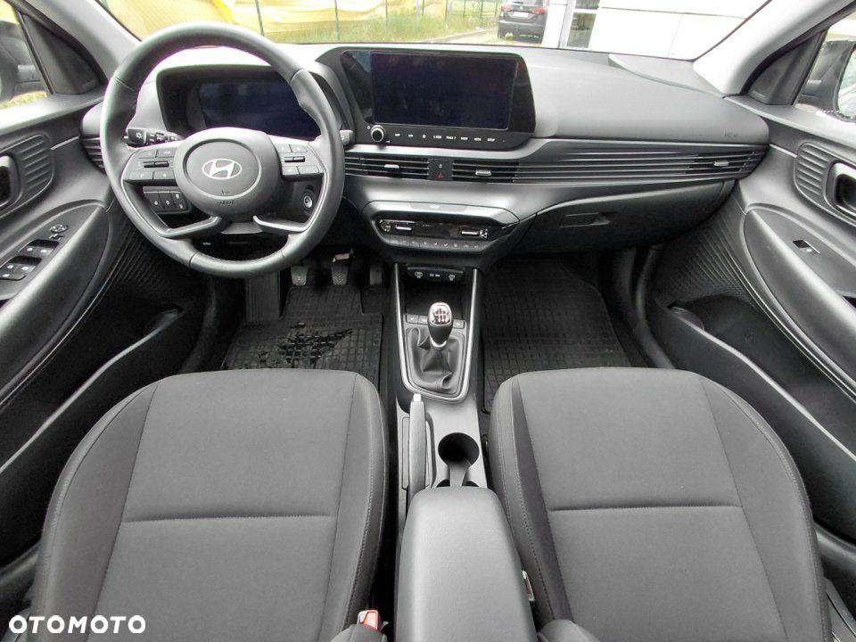 Hyundai i20 - 11