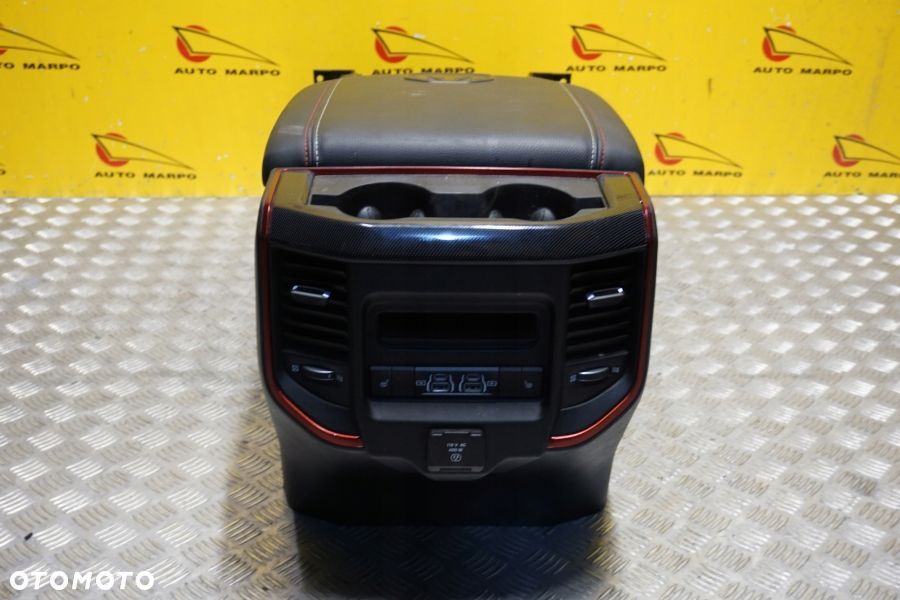DODGE RAM 1500 REBEL 2022 - Fotel Fotele Kanapa Komplet Skóra Podłokietnik - 13