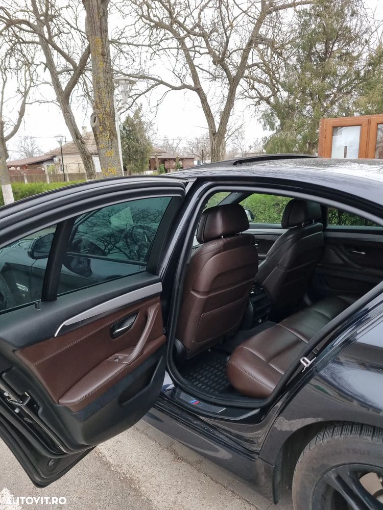 BMW Seria 5 520d xDrive AT - 15