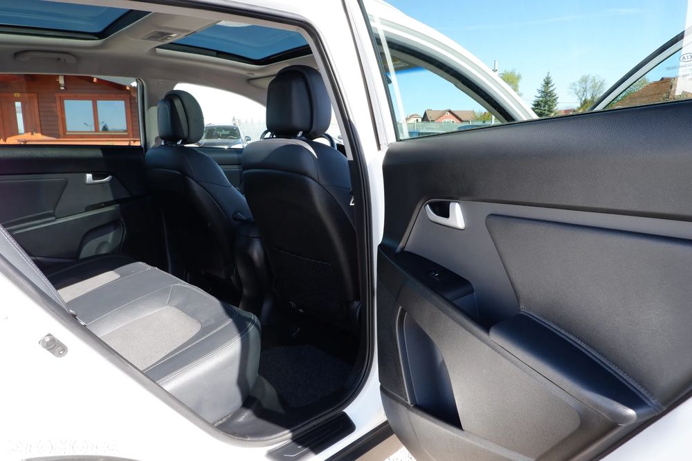Kia Sportage 2.0 CRDI XL AWD - 12