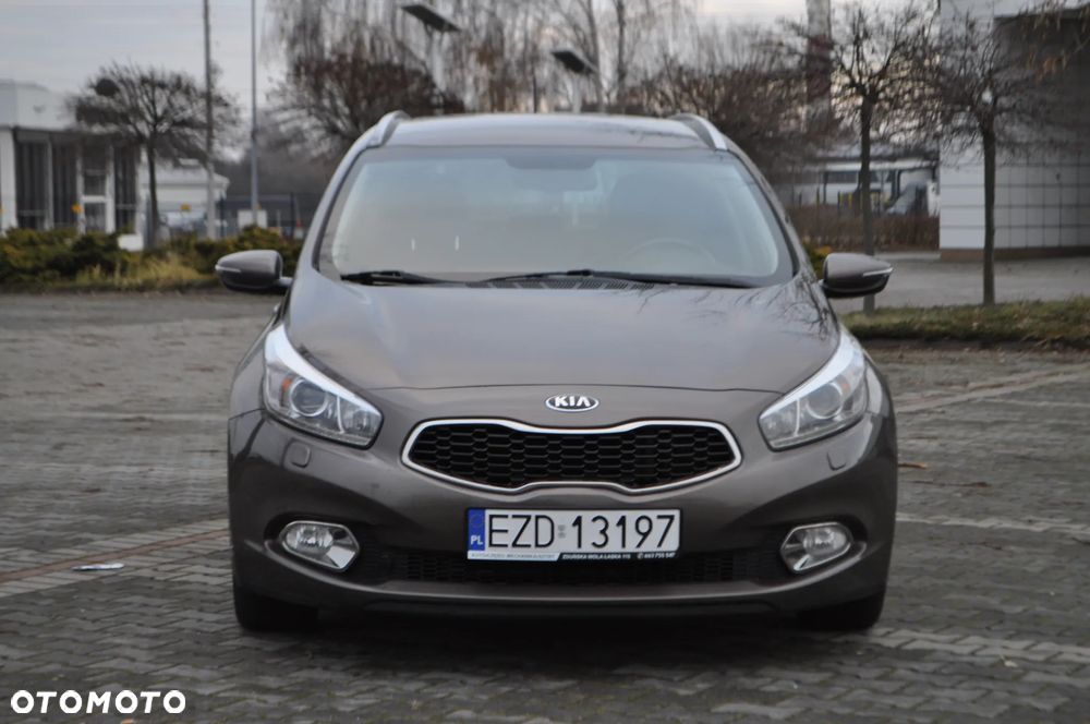 Kia Ceed 1.6 CRDi 128 Spirit - 3
