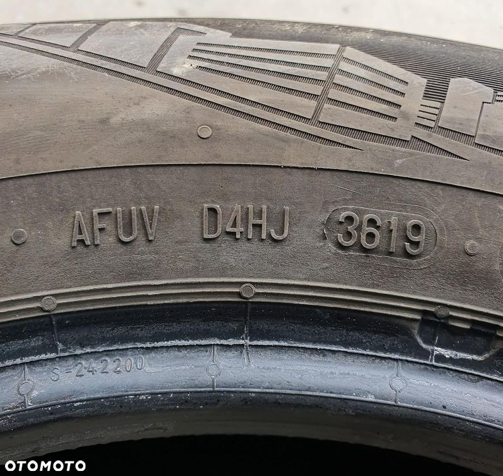 OPONA CONTINENTAL ALL SEASON CONTACT 205/65/R15 6MM 1SZT - 4