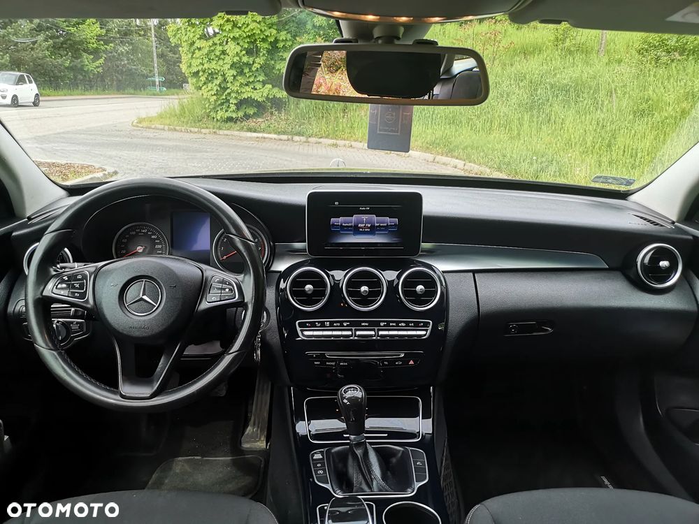 Mercedes-Benz Klasa C 200 Avantgarde - 13