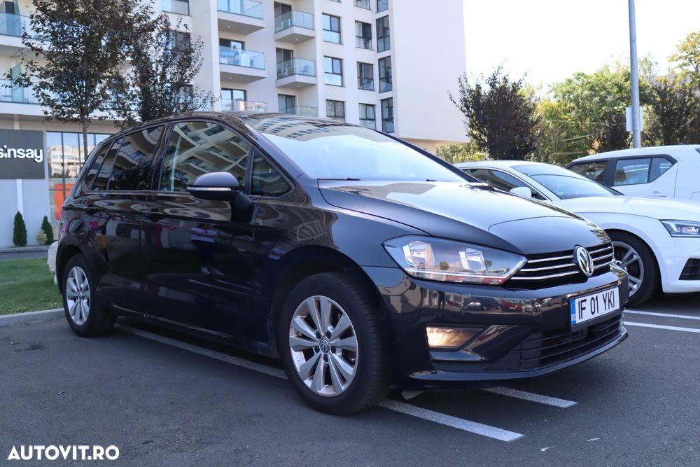 Volkswagen Golf 1.6 TDI DSG Highline - 1