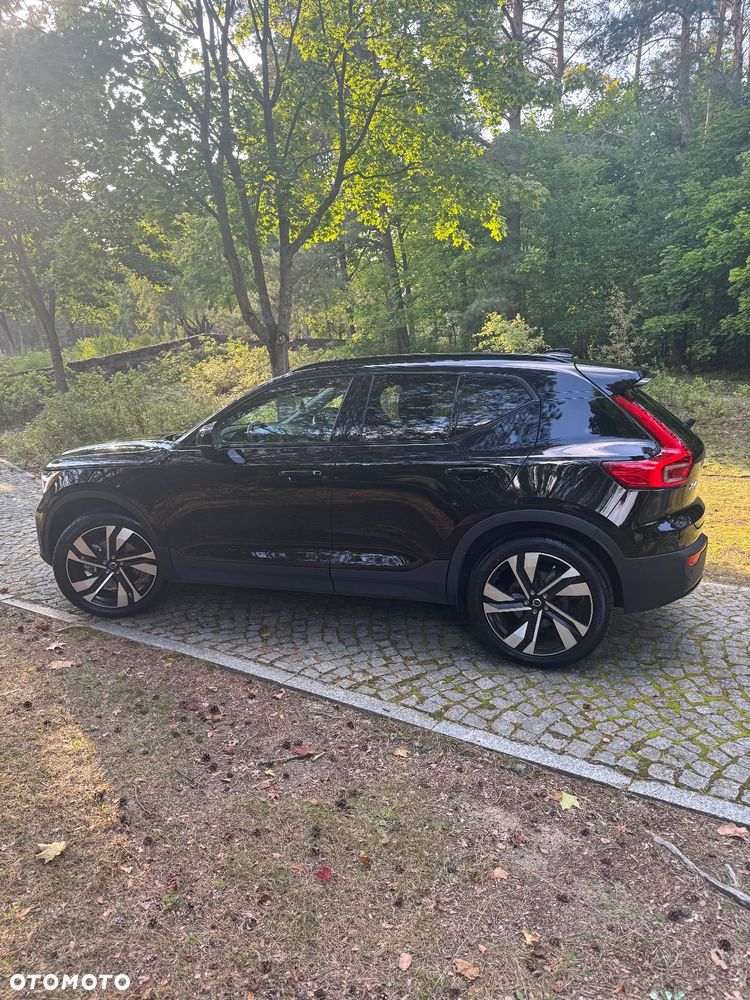 Volvo XC 40 B5 AWD Ultimate Dark - 12