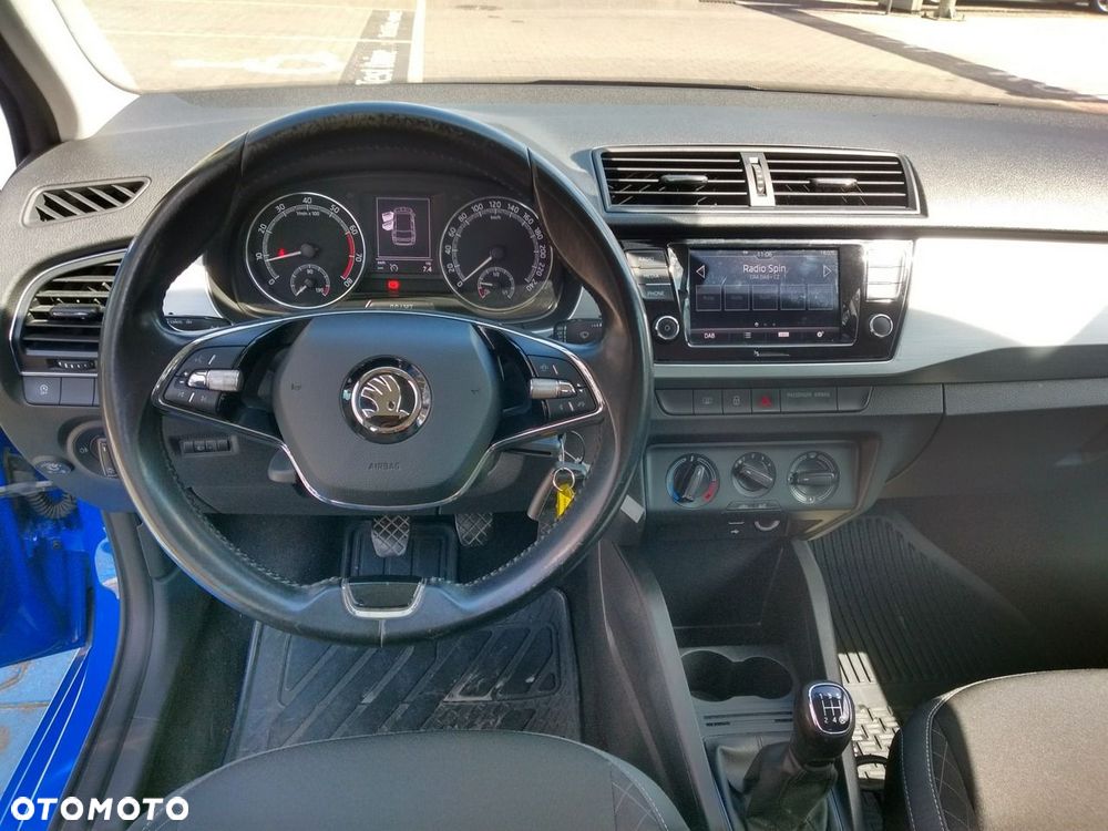 Skoda Fabia - 11