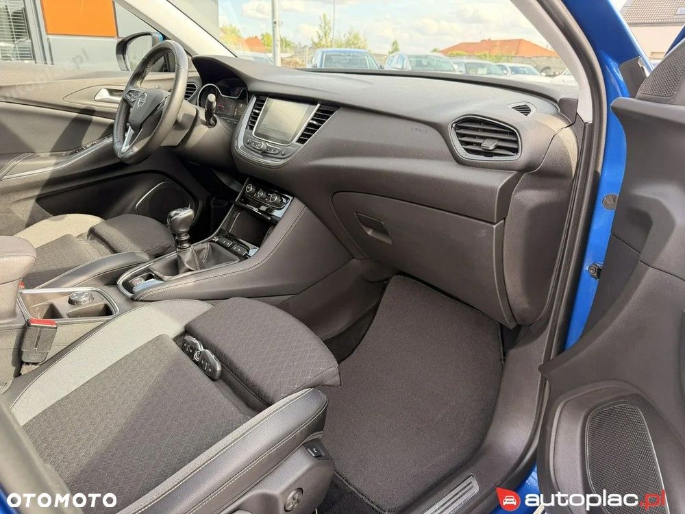 Opel Grandland X - 16