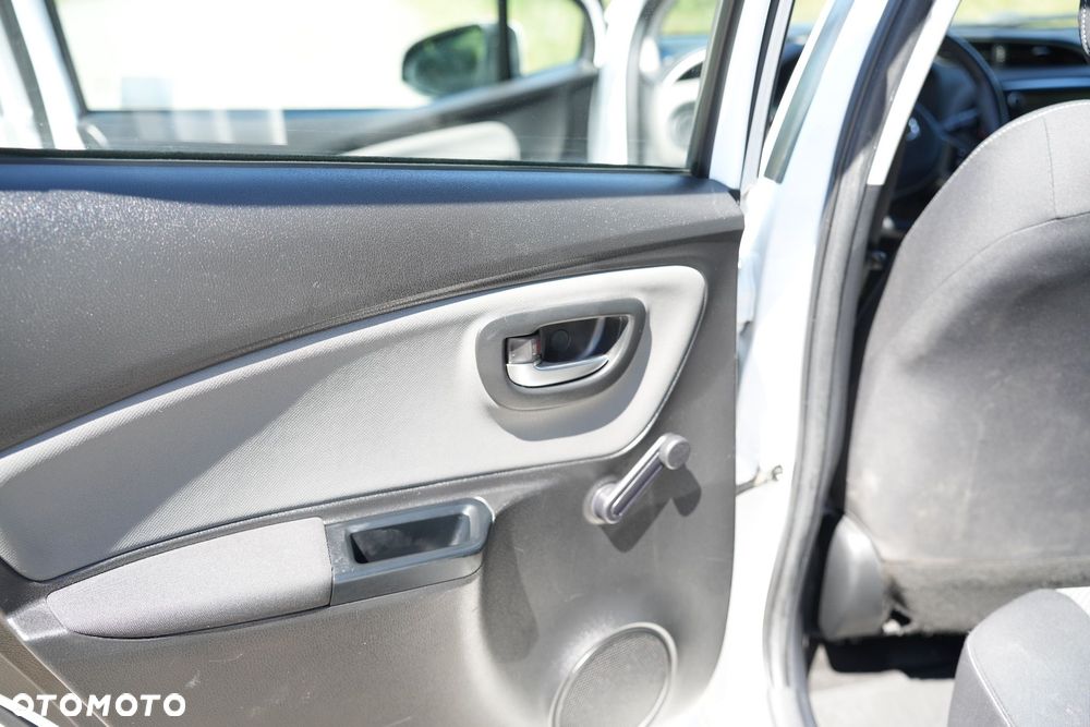 Toyota Yaris Hybrid 100 Premium EU6 - 11