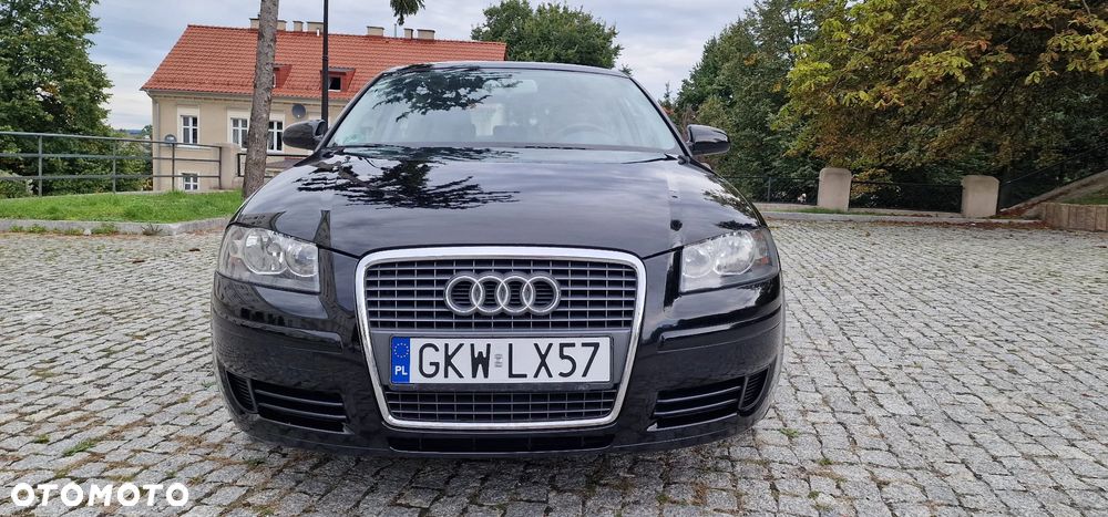 Audi A3 3-drzwiowe 1.6 Ambiente - 3