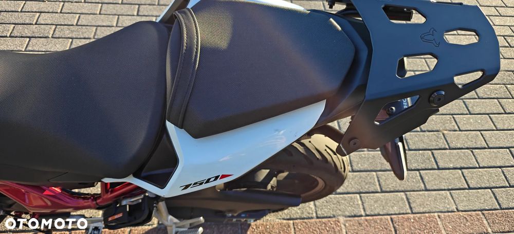 Honda Hornet - 19