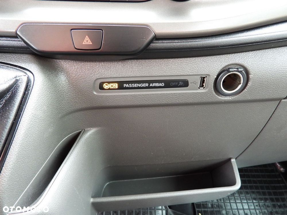 Ford TRANSIT BUS 9 MIEJSC TEMPOMAT LEDY KLIMATYZACJA  130KM - 33