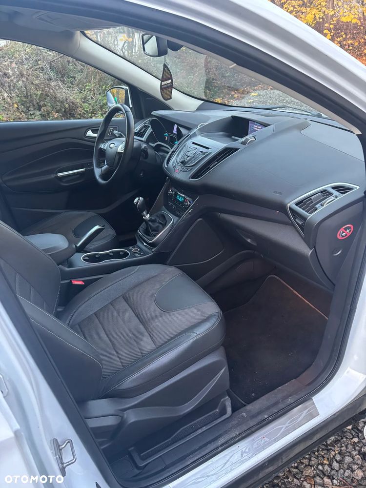 Ford Kuga 2.0 TDCi Individual - 3