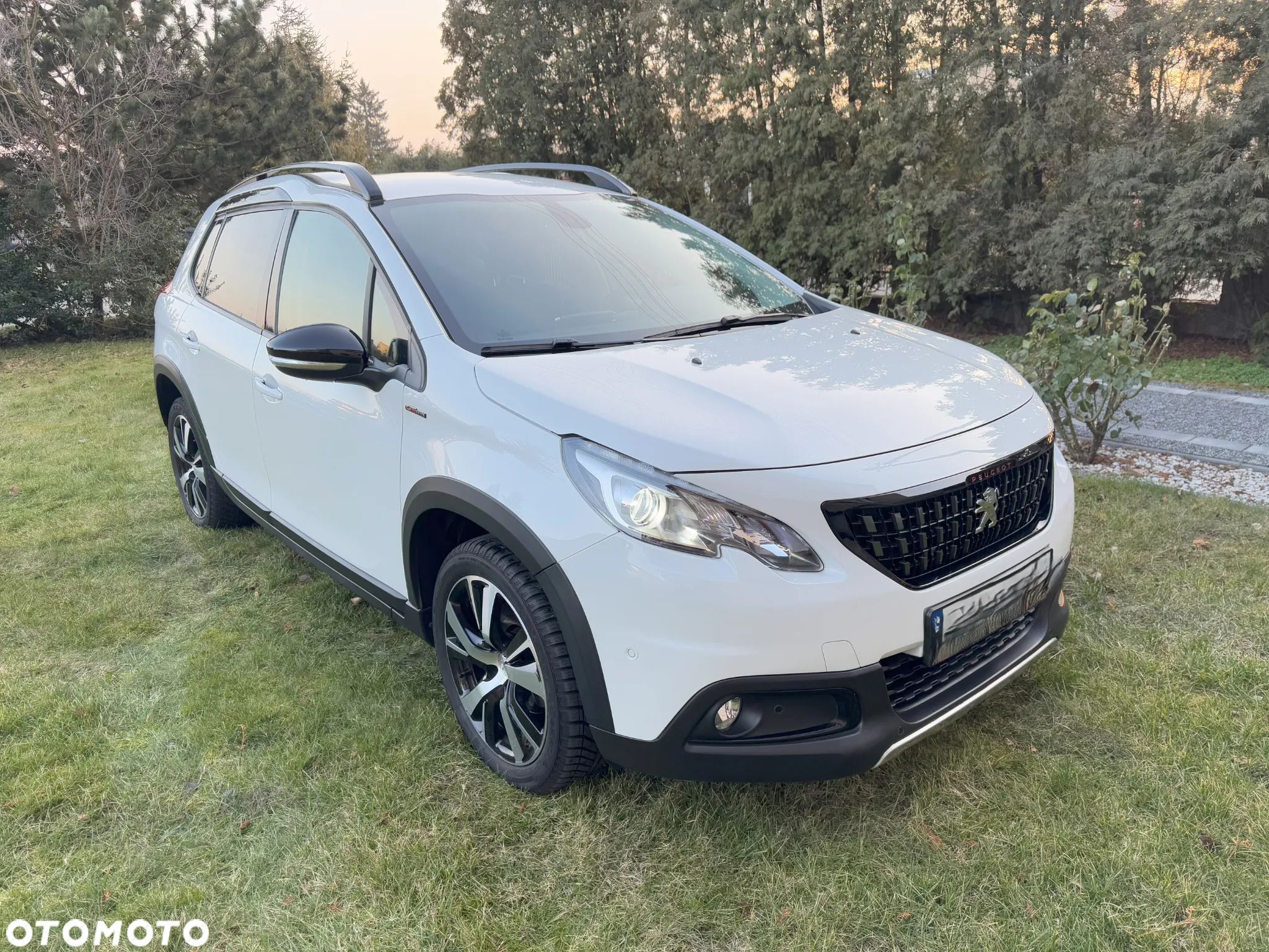 Peugeot 2008 PureTech 110 Stop&Start EAT6 GT-Line Edition - 1