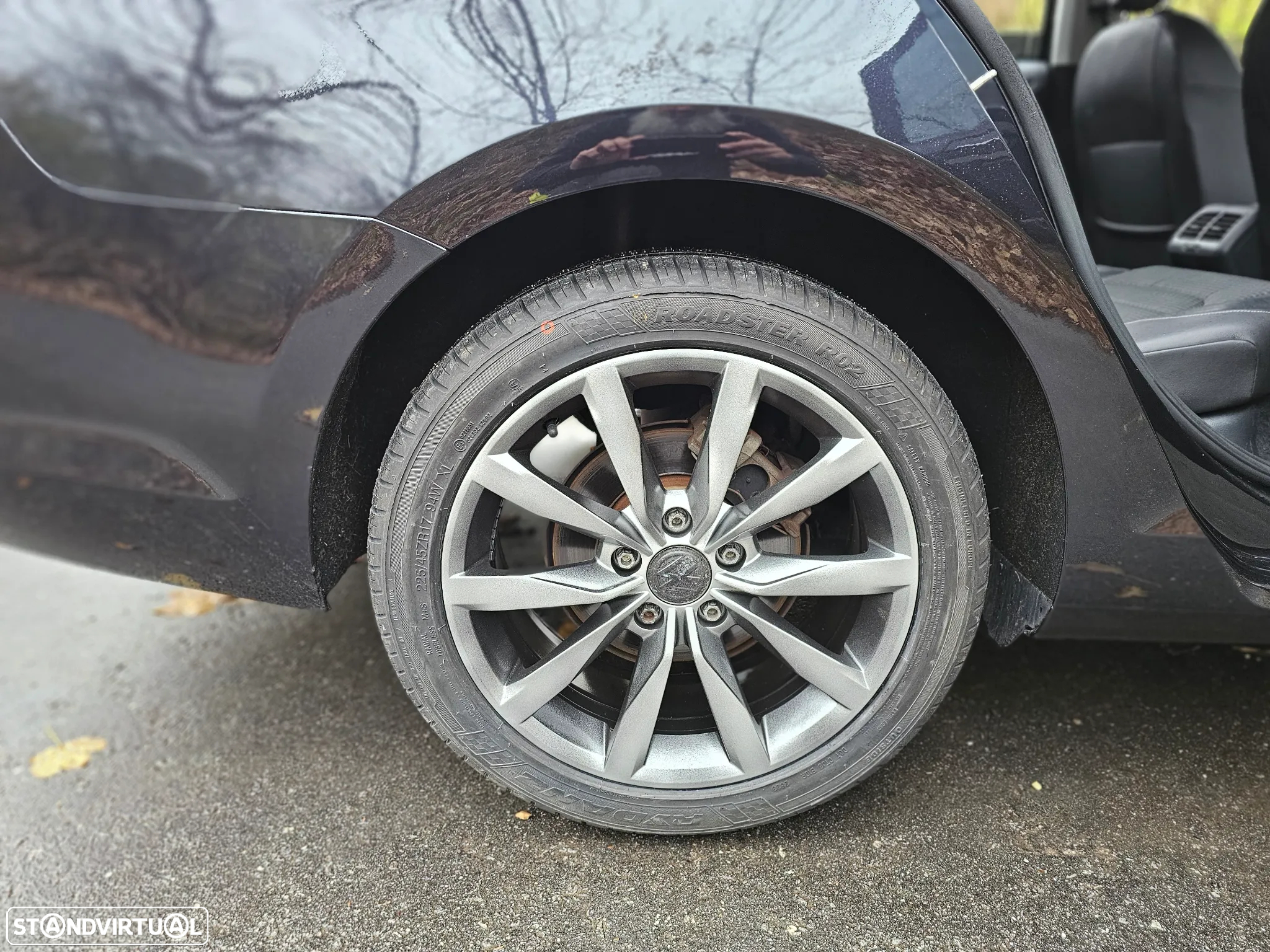 VW Golf Variant 1.6 TDi Highline DSG - 23