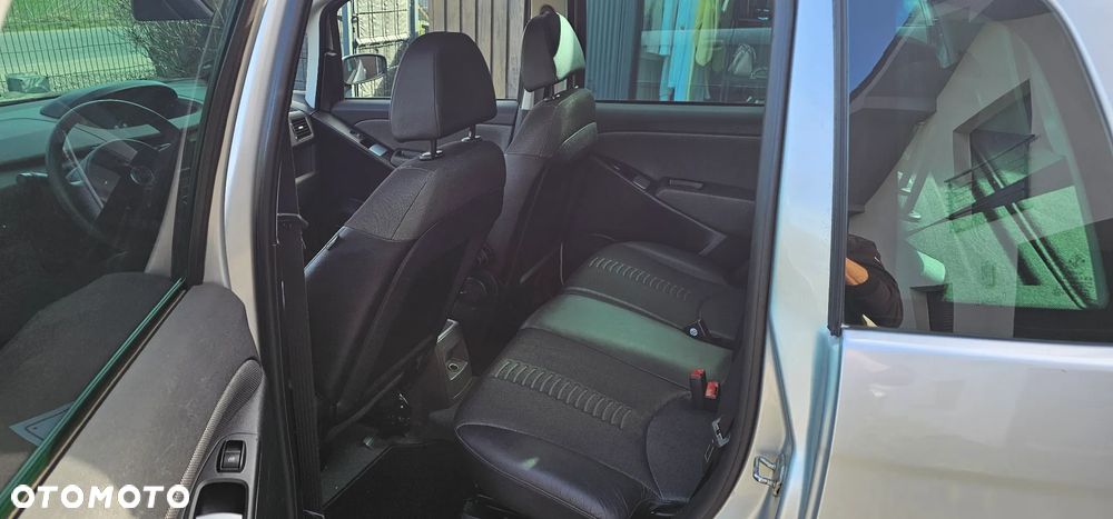 Fiat Idea 1.4 16V Emotion - 6