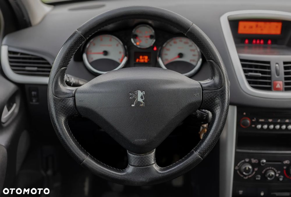 Peugeot 207 1.4 - 29