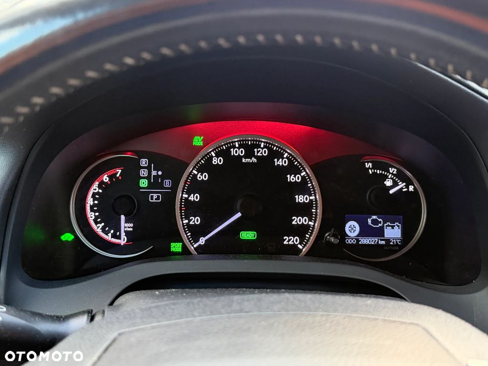 Lexus CT 200h Prestige - 18