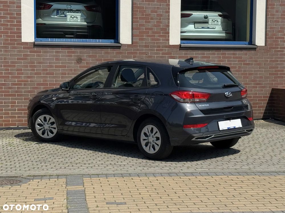 Hyundai i30 - 24