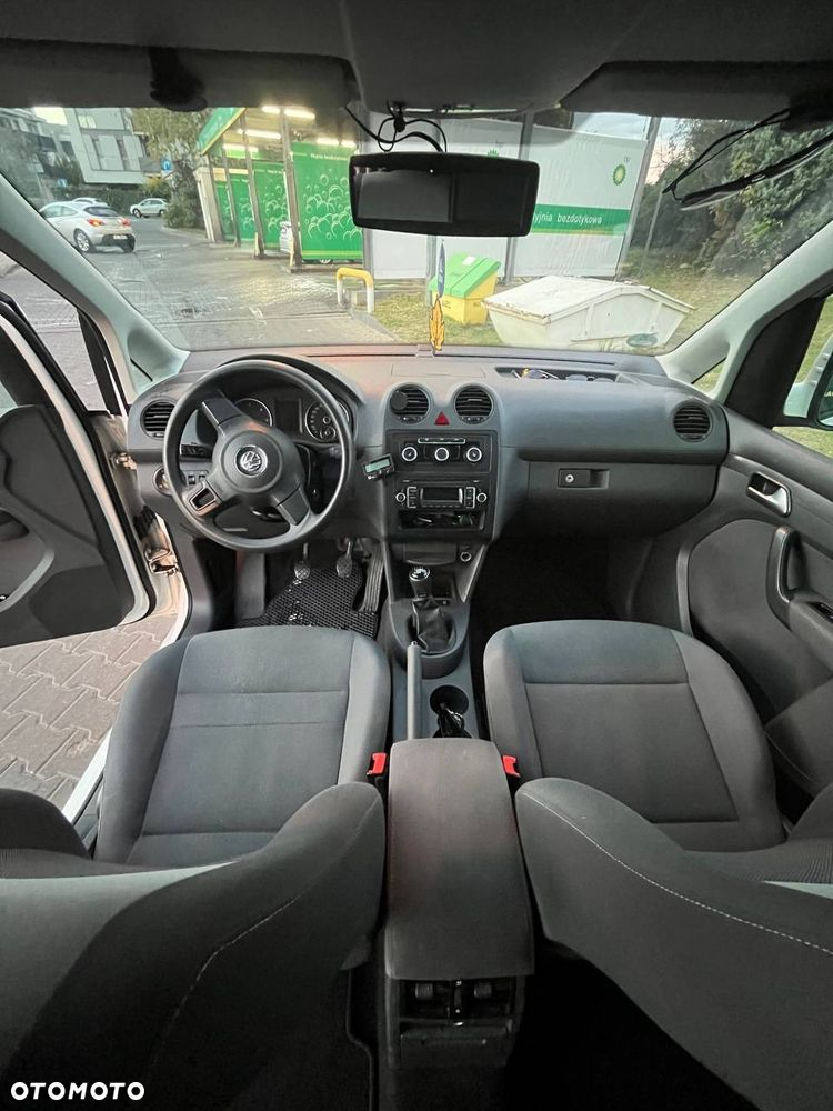 Volkswagen Caddy - 10