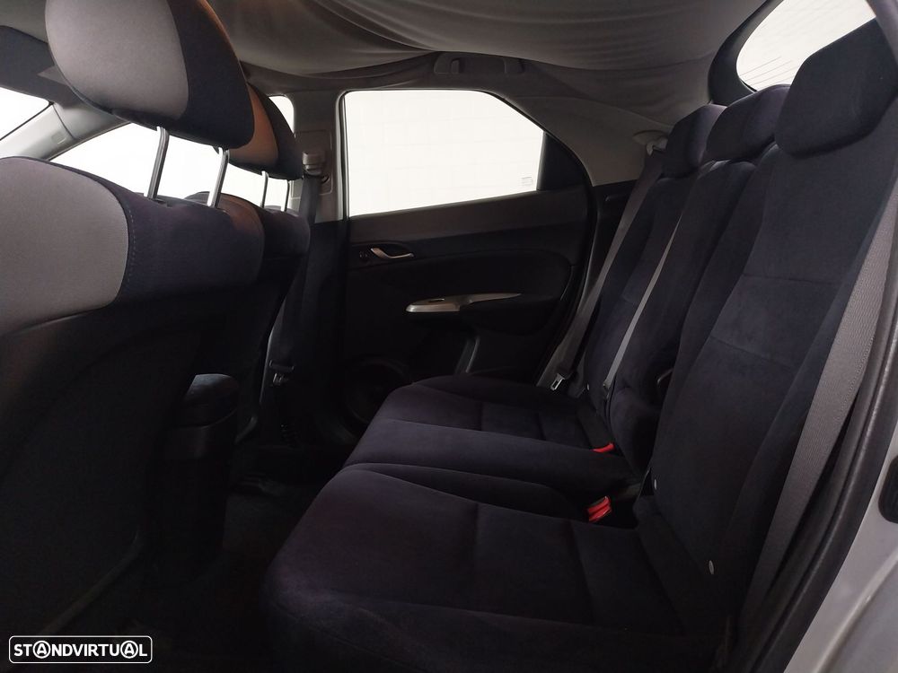 Honda Civic 1.4 Comfort - 8