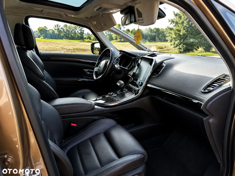 Renault Espace 1.6 dCi Energy Initiale Paris EDC 7os - 12