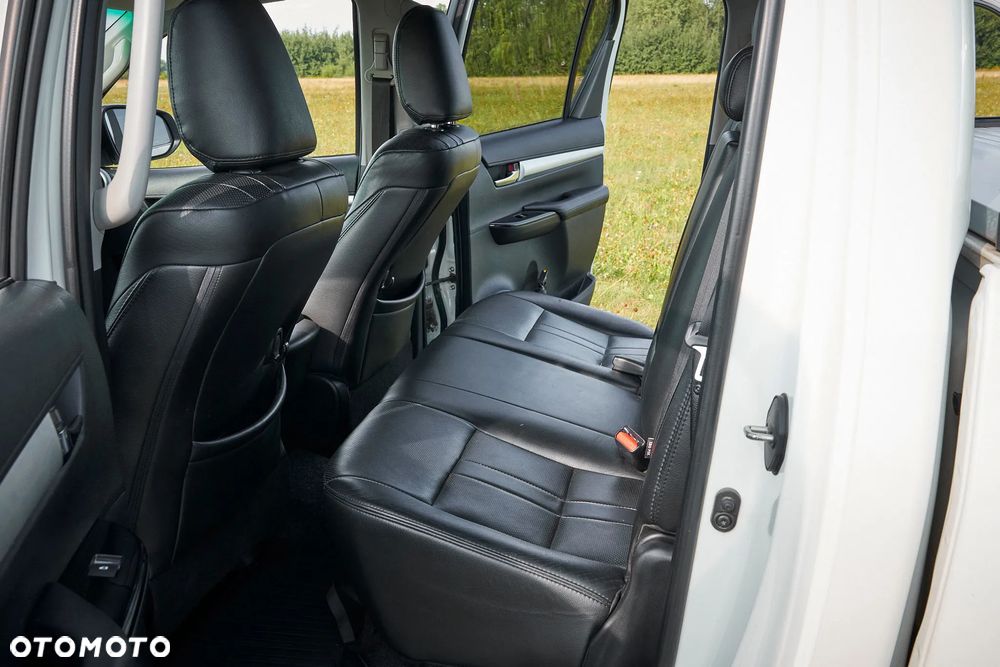 Toyota Hilux 2.4 D-4D Double Cab SR5 4x4 - 33