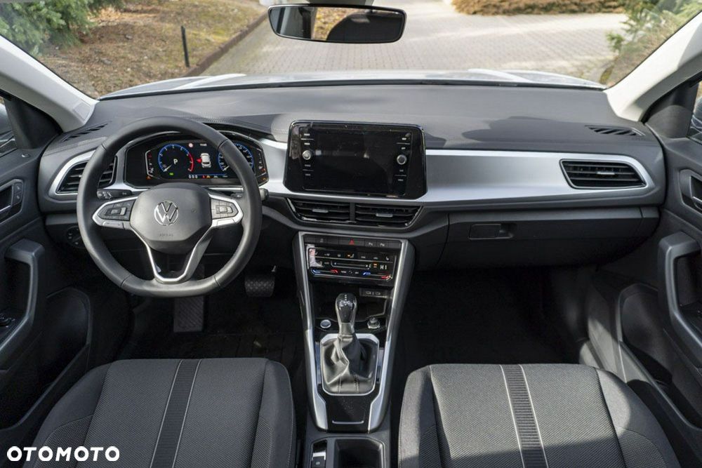 Volkswagen T-Roc - 18