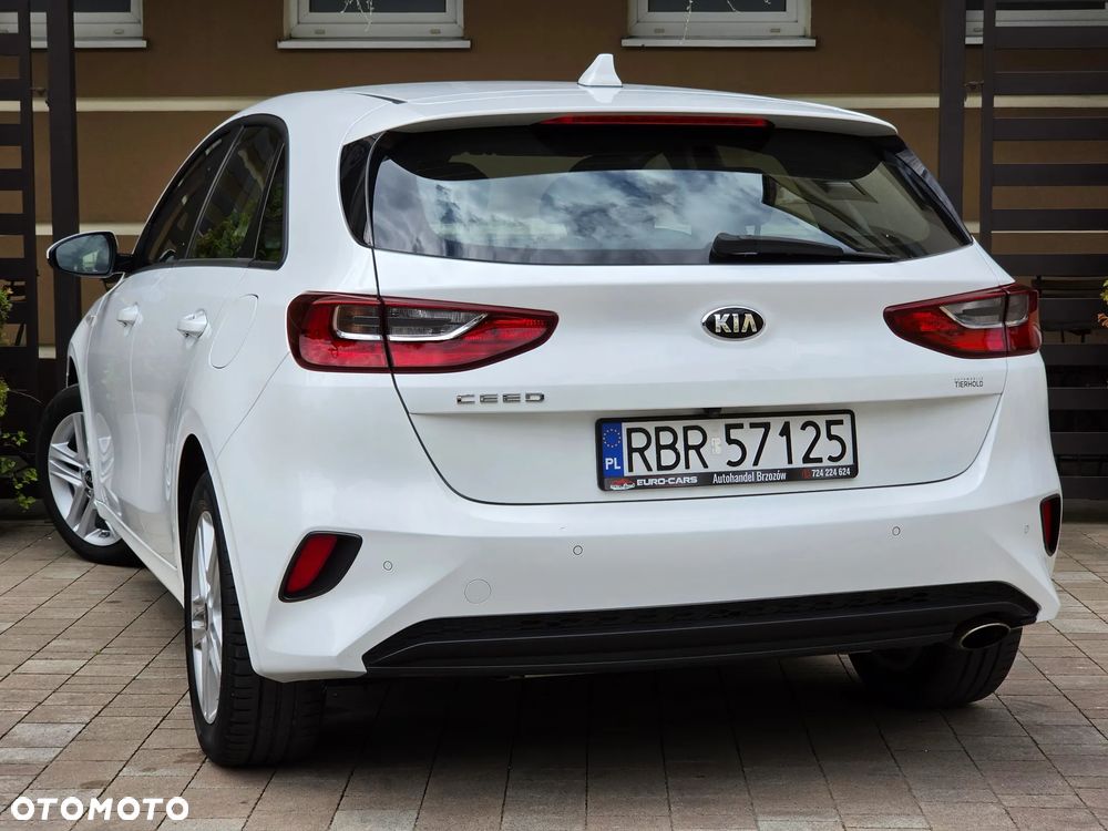 Kia Ceed 1.4 CVVT Attract - 4