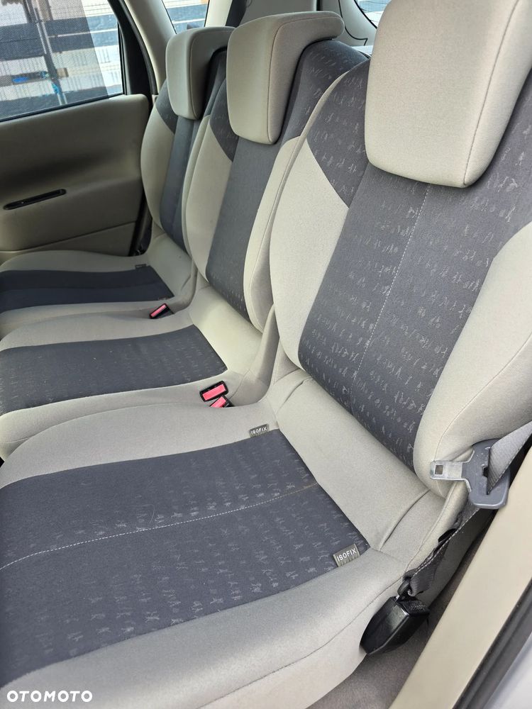Renault Scenic 1.6 16V Alize - 15