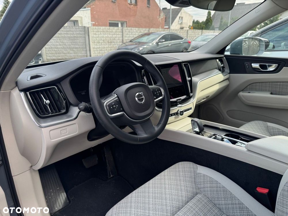 Volvo XC 60 B4 D AWD Core - 3