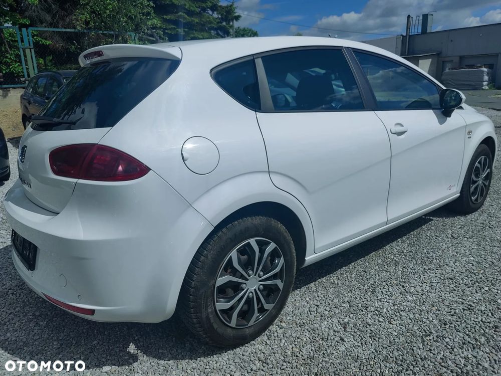 Seat Leon 2.0 TDI DPF Style Copa - 2