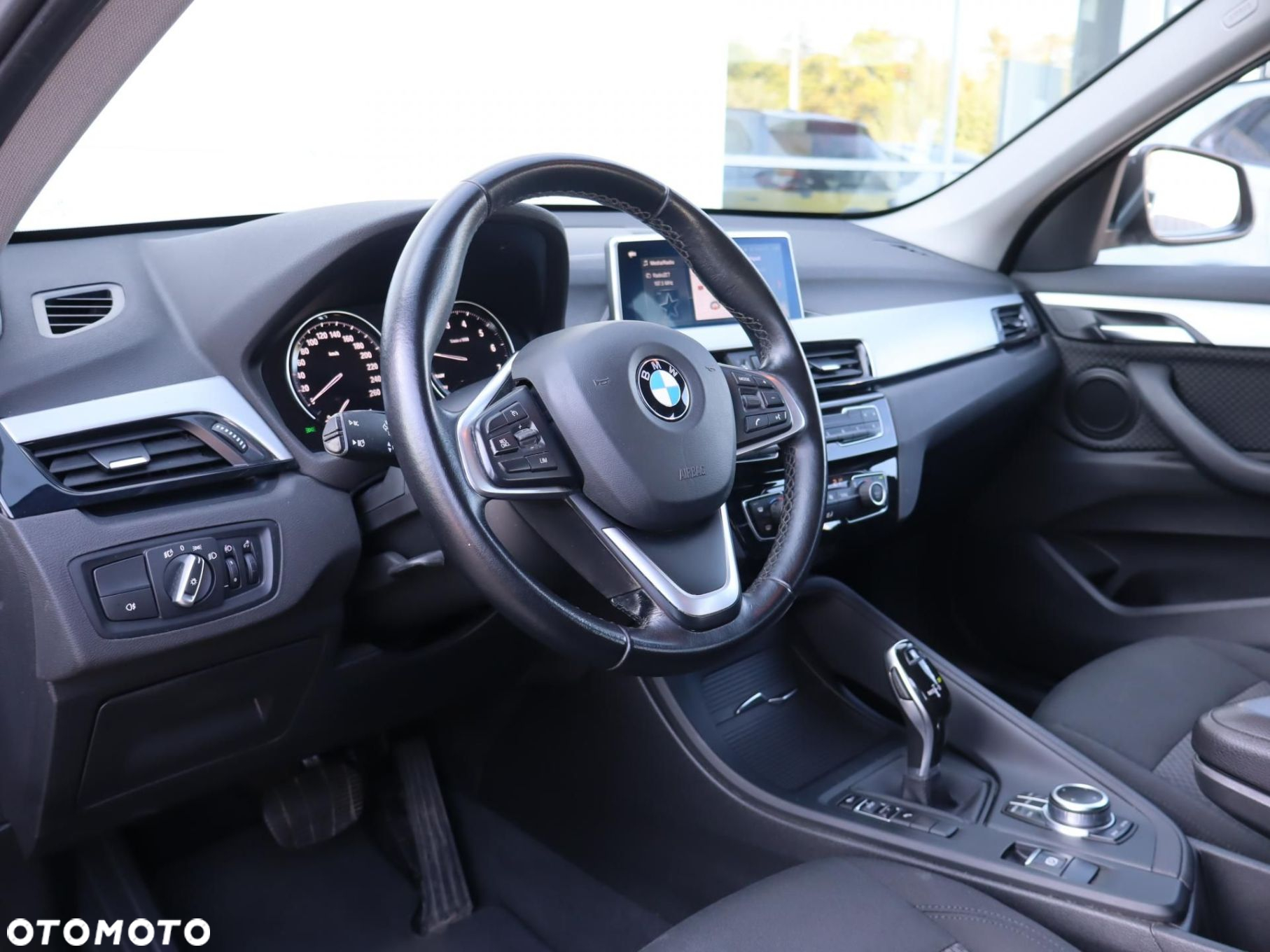 BMW X1 - 5
