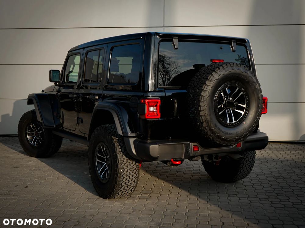 Jeep Wrangler - 3