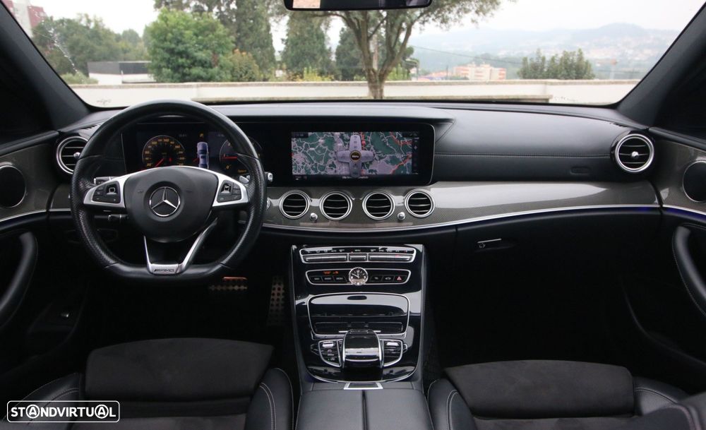 Mercedes-Benz E 220 d AMG - 26