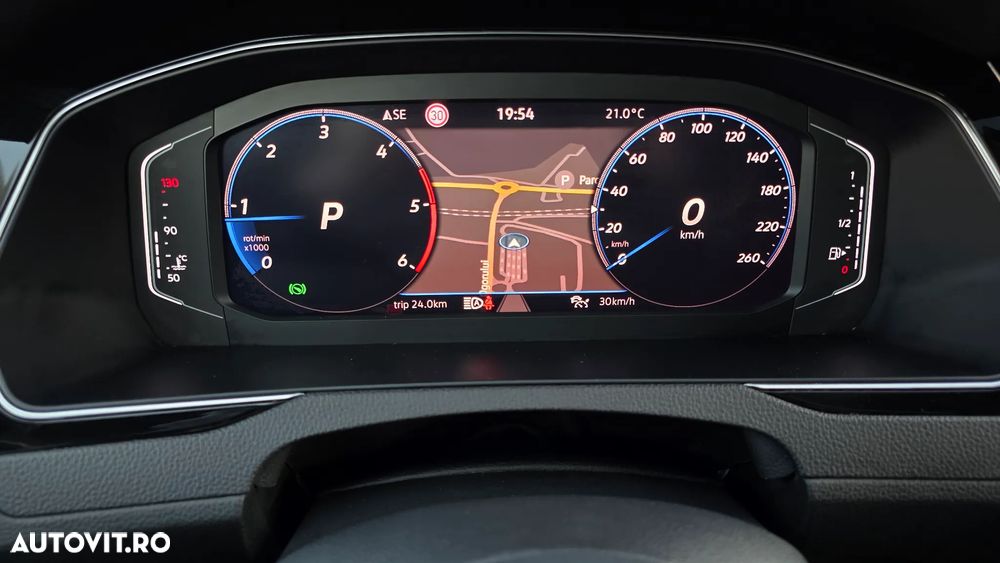 Volkswagen Passat 2.0 TDI SCR DSG Business - 37
