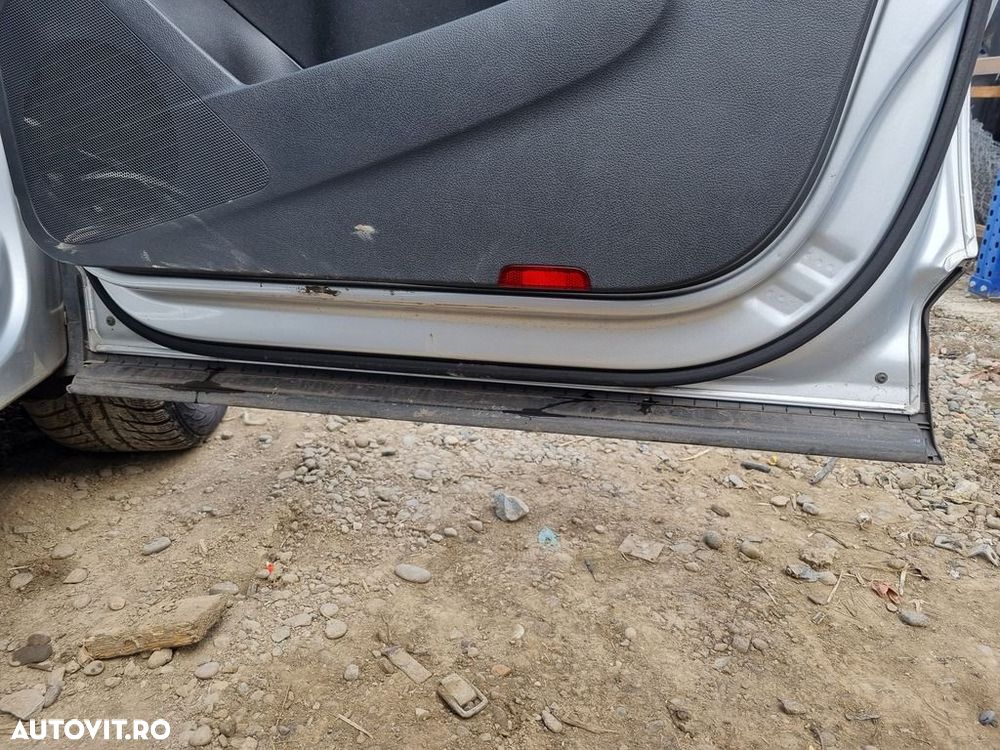 Usa Dreapta Fata Volkswagen Tiguan 5N 2007 - 2011 SUV 4 Usi SILVER (1481) - 2