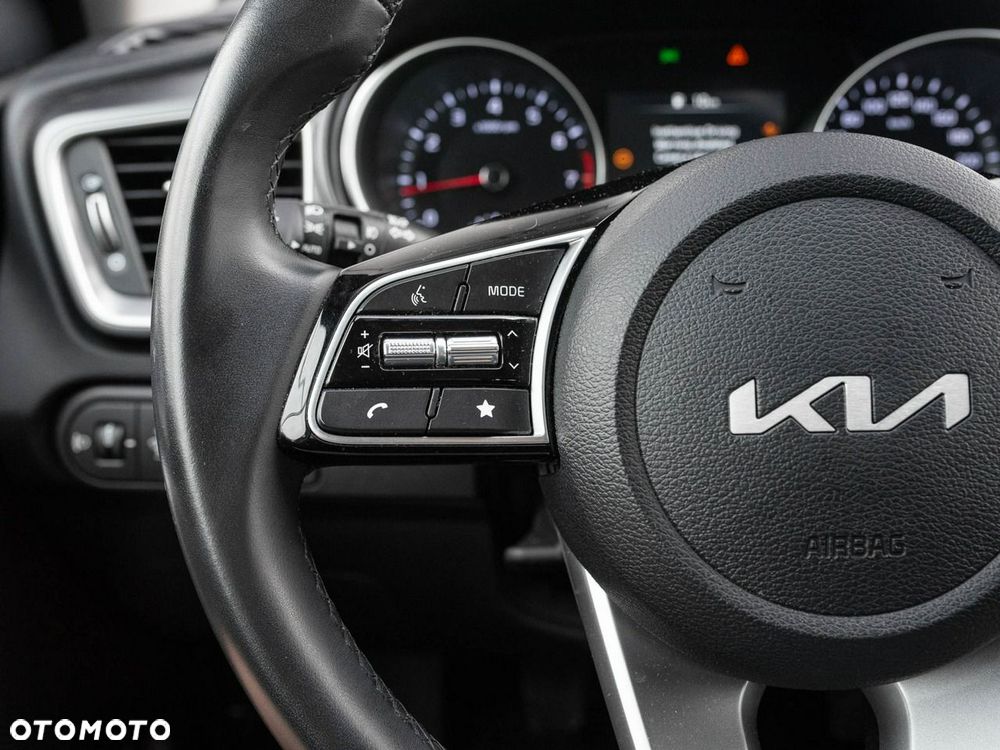 Kia Ceed 1.5 T-GDI M - 13