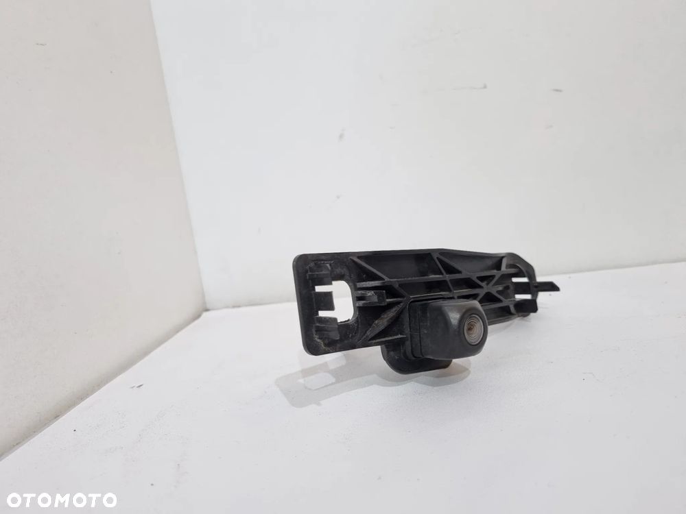 TOYOTA YARIS III VERSO KAMERA COFANIA 86790-0F030 - 2