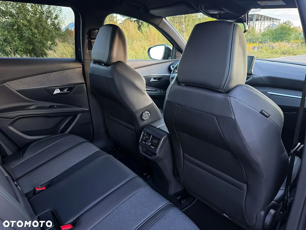 Peugeot 3008 1.2 PureTech Allure Pack S&S - 37
