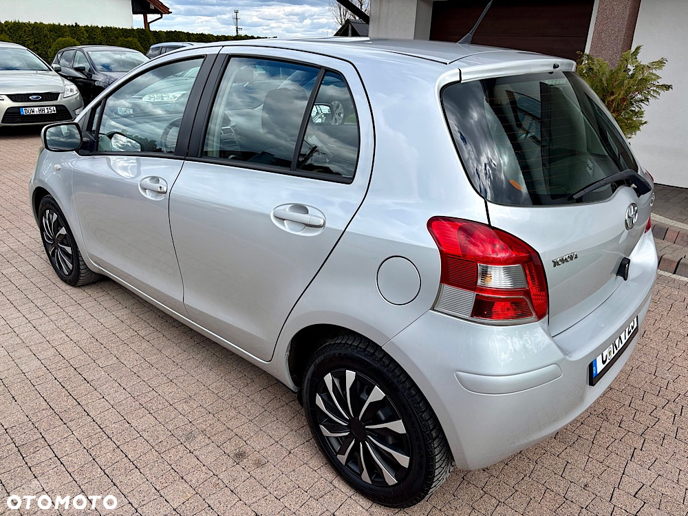 Toyota Yaris 1.33 Prestige - 23