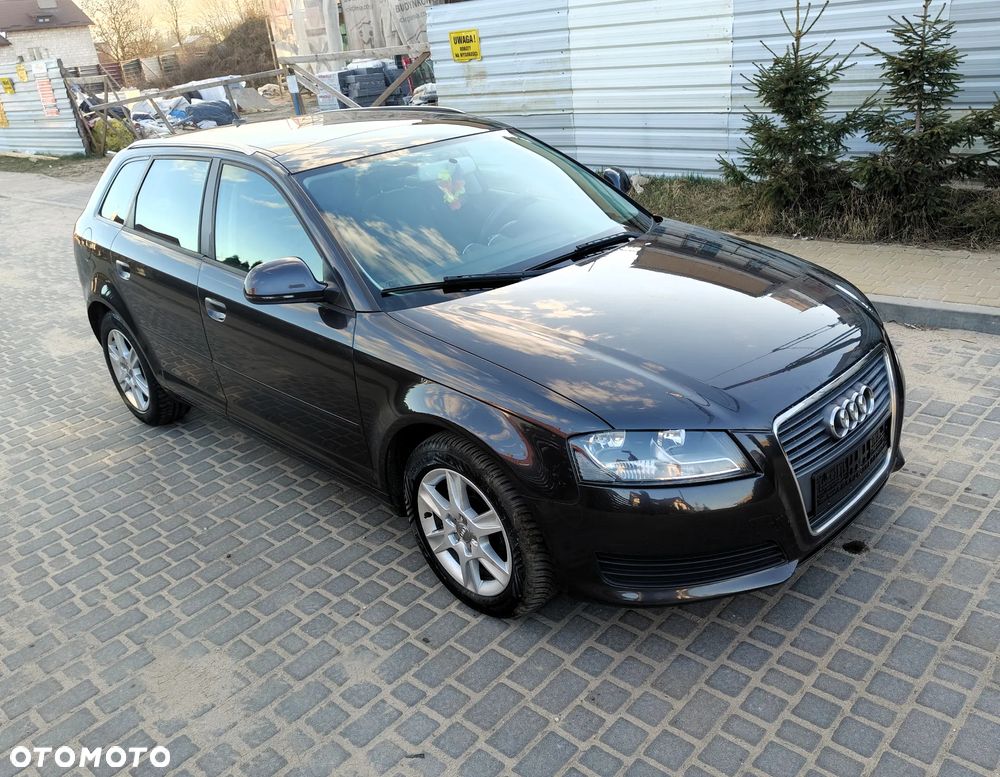 Audi A3 Sportback 1.6 Ambiente - 15