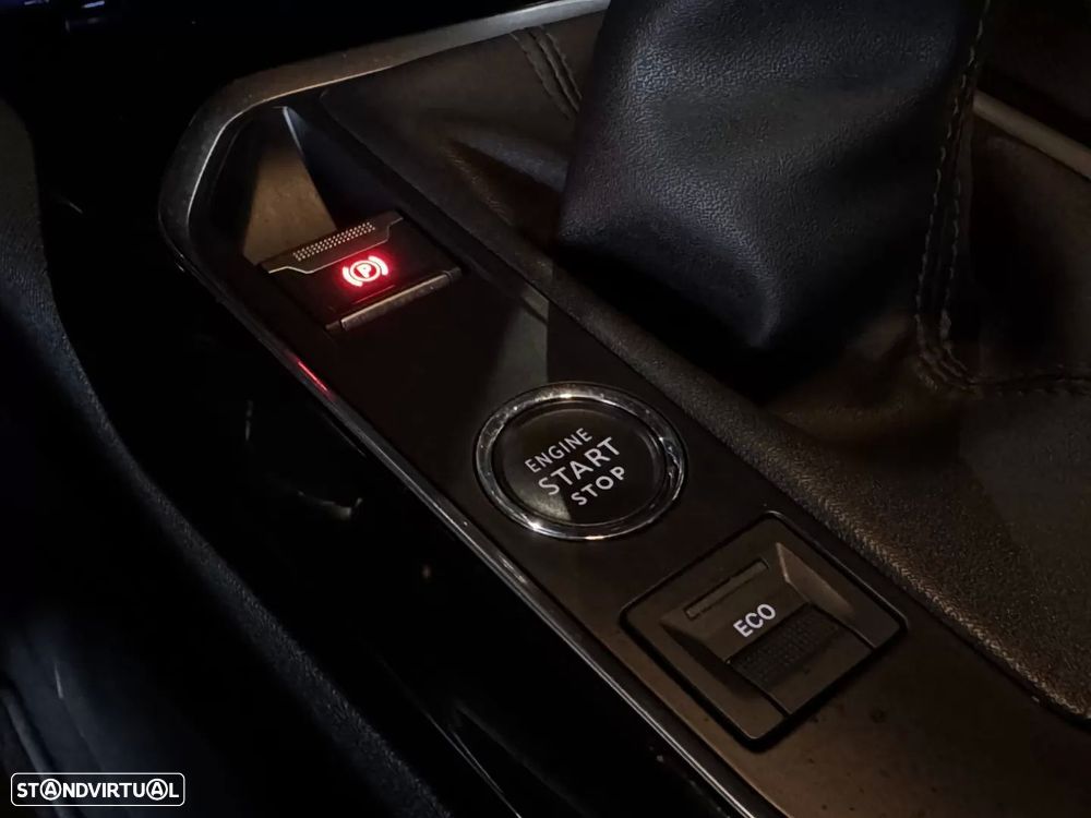 Peugeot 3008 1.5 BlueHDi Active Pack - 29