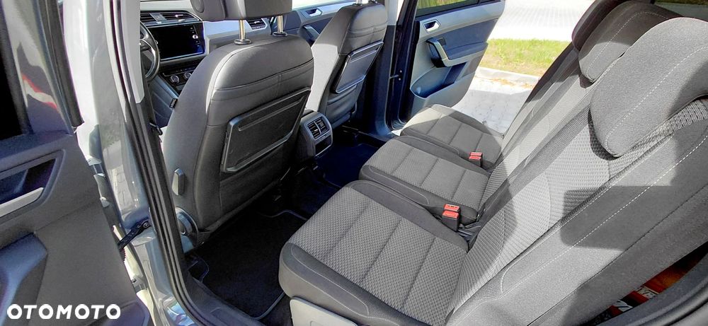 Volkswagen Touran - 18