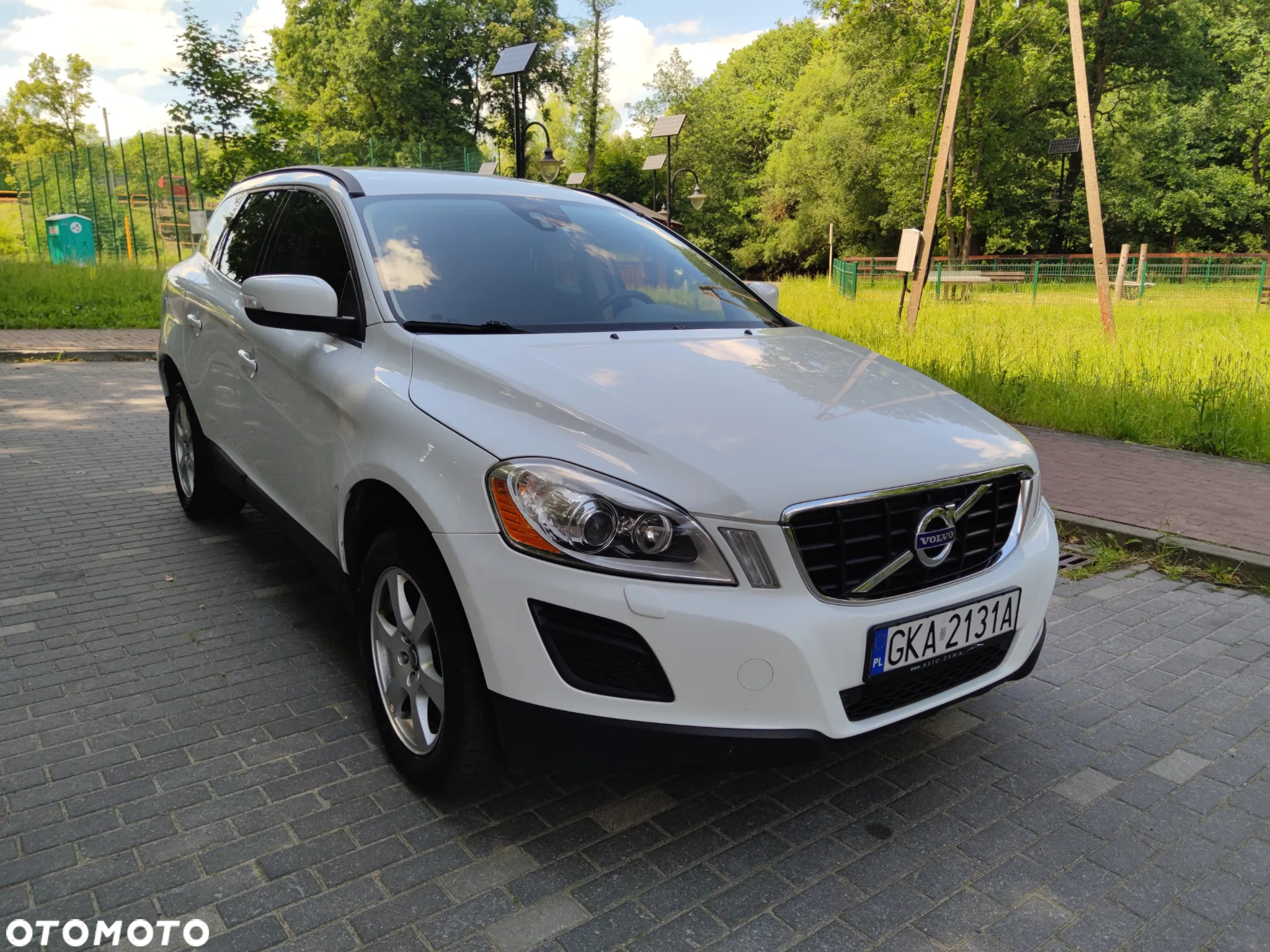 Volvo XC 60 D3 Momentum - 4