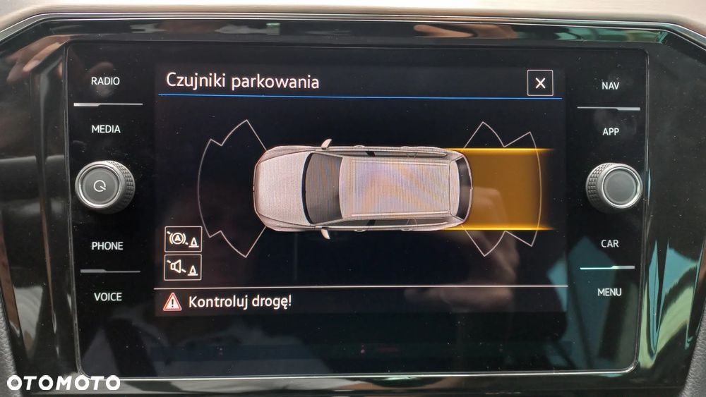 Volkswagen Passat 2.0 TSI Elegance DSG - 22