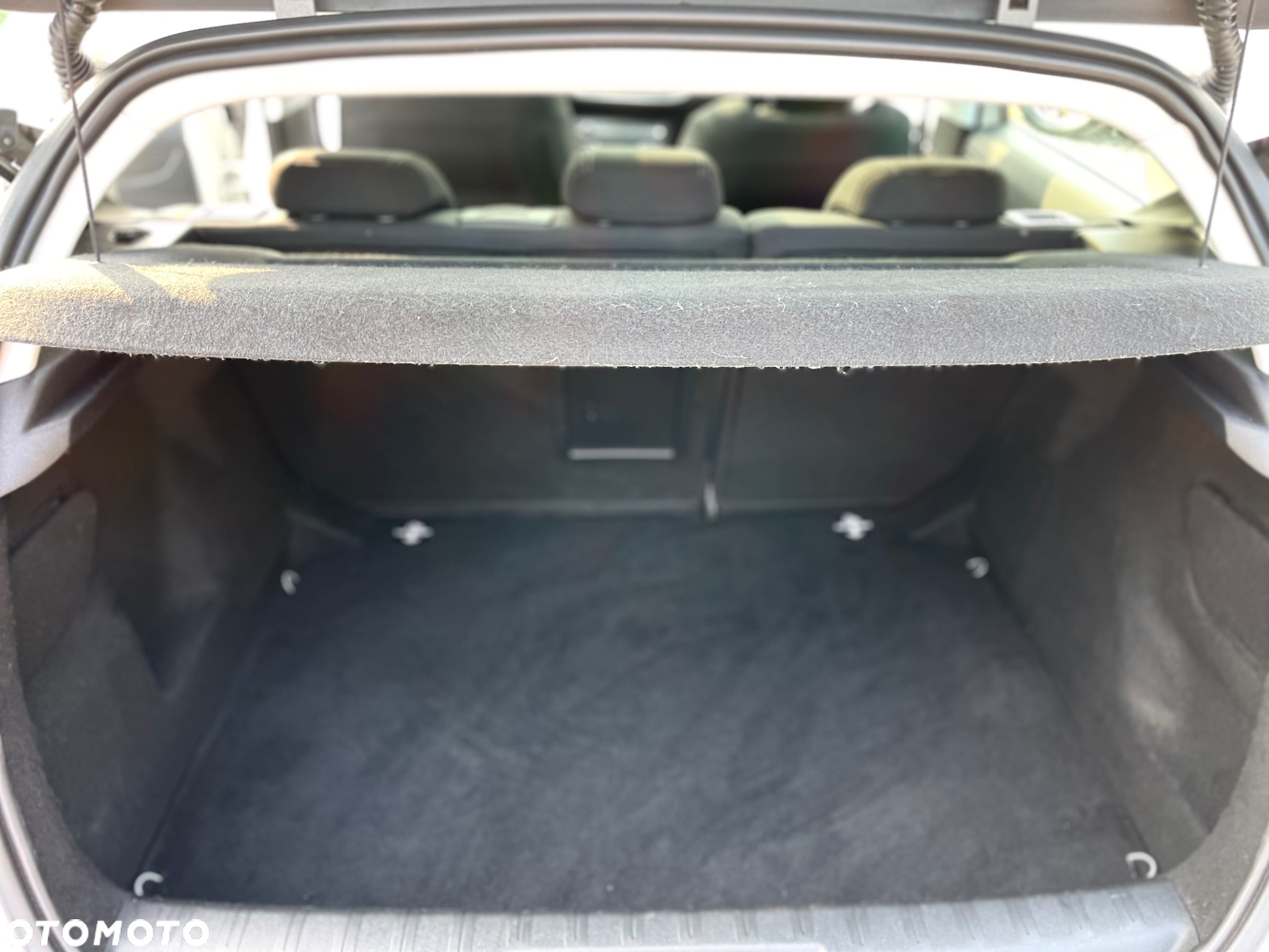 Peugeot 308 125 THP Allure - 34