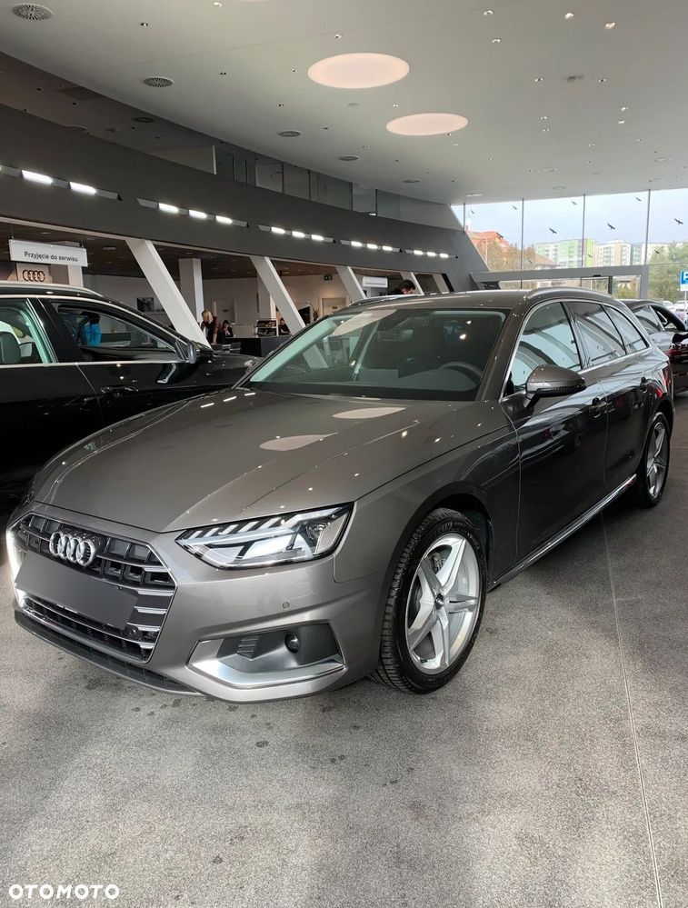 Audi A4 Avant 40 TFSI mHEV Advanced S tronic - 36