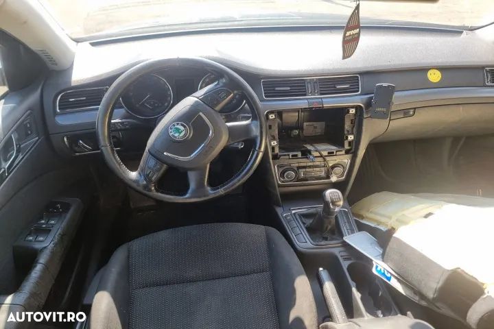 Dezmembrez Skoda Superb 2 motor 2.0tdi 140cp BMM  dezmembrari turbina injectoare alternator electromotor - 5