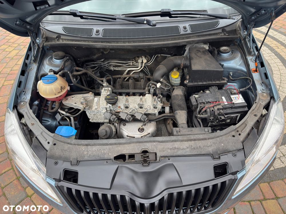 Skoda Fabia - 24