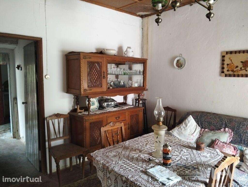 Casa / Villa T2 em Marmeleira e Assentiz - Grande imagem: 3/40